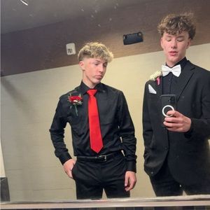 Meet your Posher, Cole